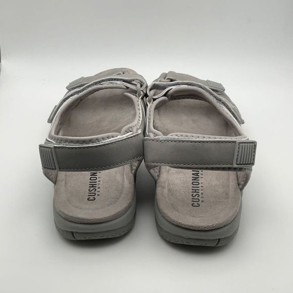 CUSHIONAIRE Women’s Comfort Footbed Outdoor Sandal Size 6.5 Wide - Picture 3 of 7